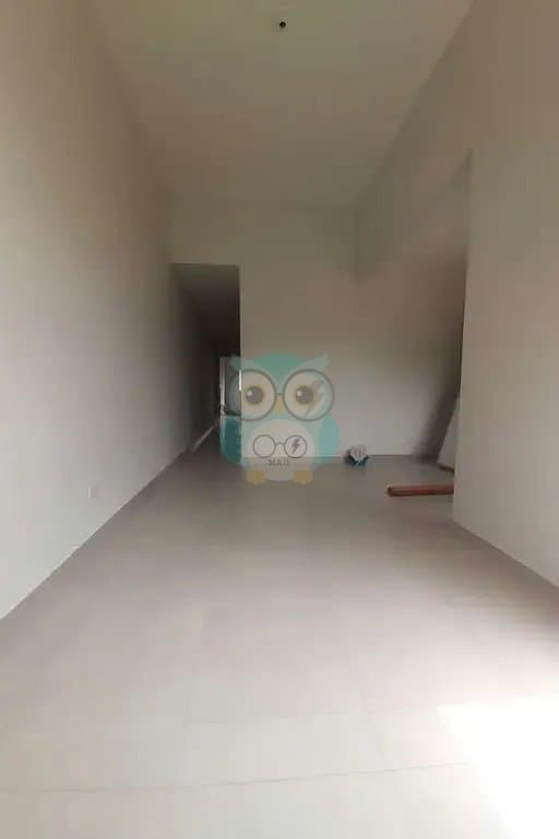 🏡✨ CASA TÉRREA DE FRENTE PARA A RUA EM COLOMBO! ✨🏡 - ver mais fotos