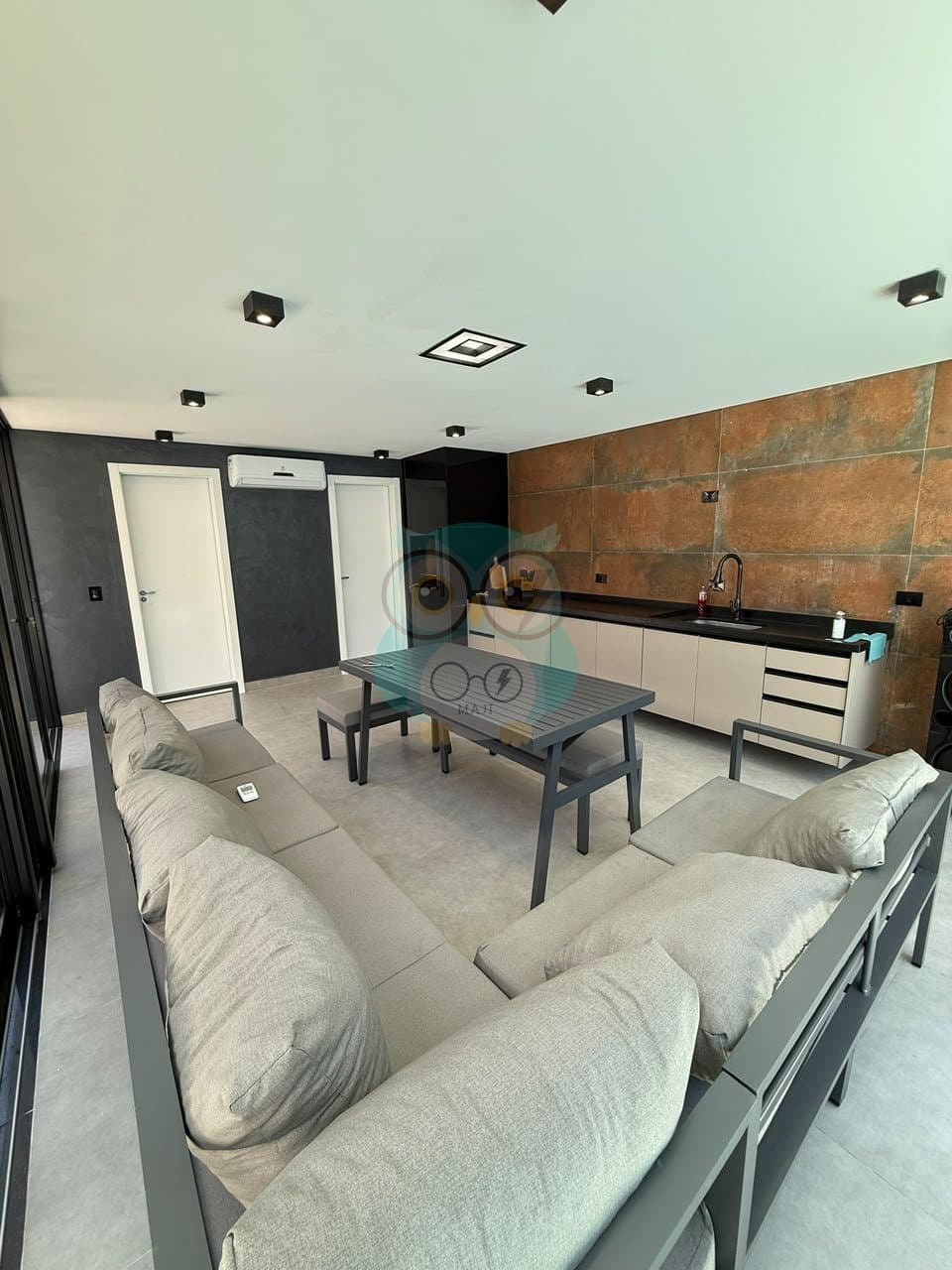 🏡 CASA ALTO PADRÃO EM CURITIBA – PORTEIRA FECHADA | FINANCIÁVEL - foto 2