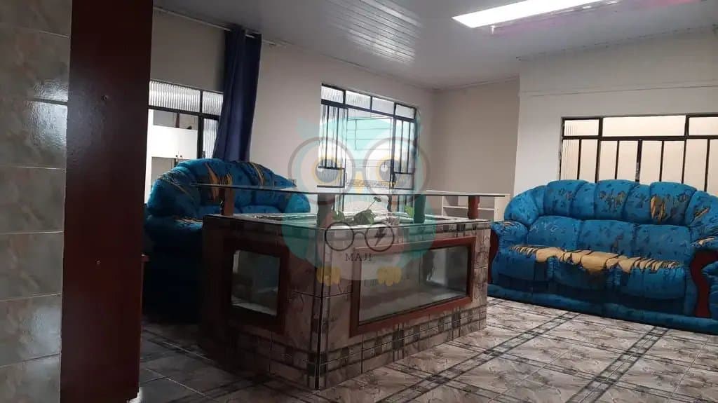 🏡✨ SOBRADO AMPLO À VENDA NO PINHEIRINHO – CURITIBA/PR ✨🏡 - foto 2