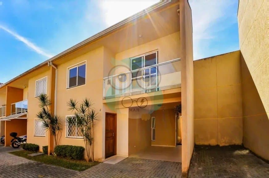 🏡 Sobrado em Condomínio à Venda – Uberaba | Curitiba/PR - foto 1