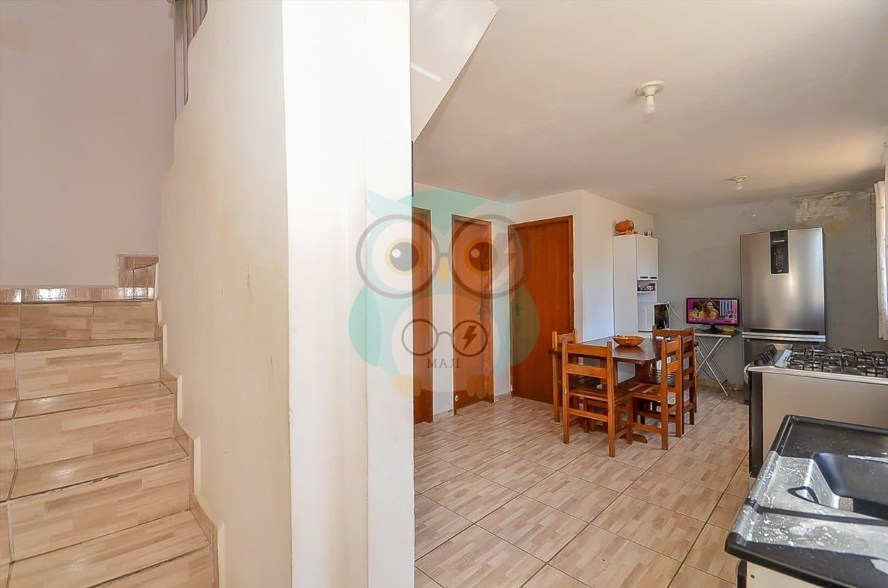 🏡 Sobrado à Venda – Santa Cândida | Curitiba - foto 3